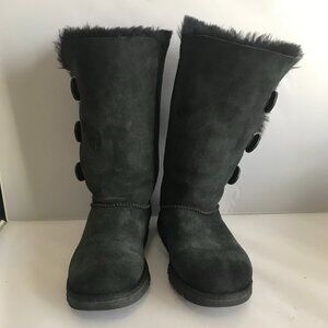 Ugg Black Suede Triple Button Bailey #1873 Size 6
